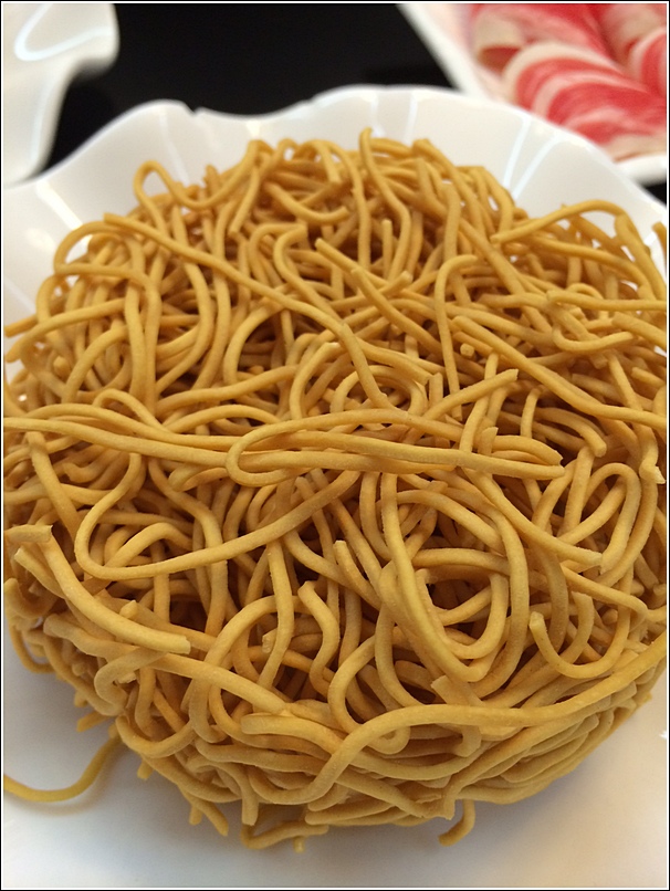 Bone & Pot Collagen Soup Steamboat noodles