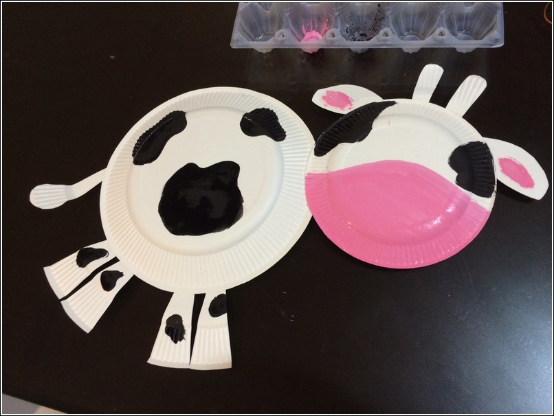 paper plate cow 1