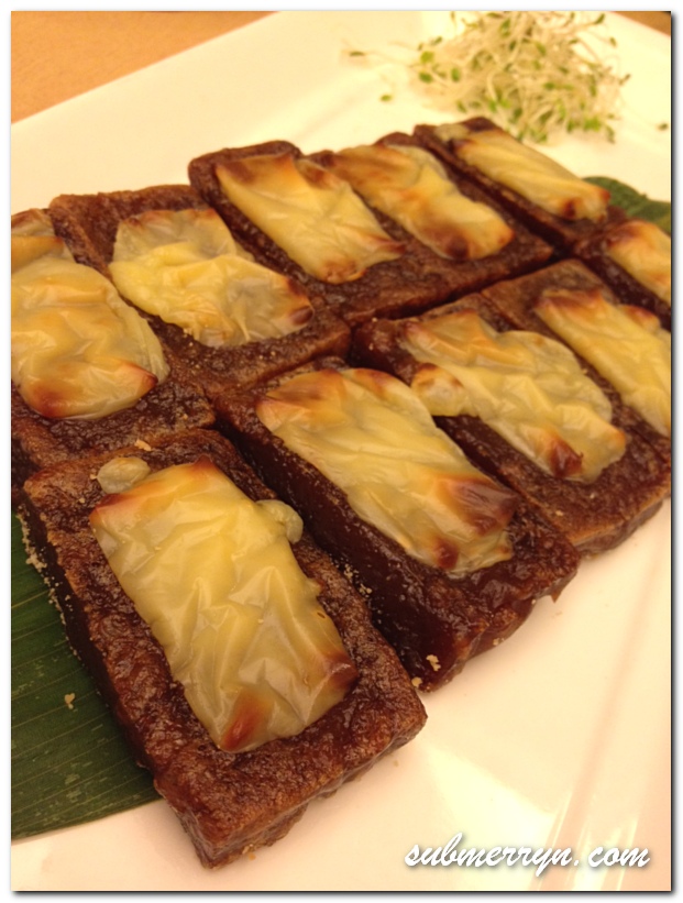Pan Fried 'Nian Gao' with Cheddar Cheese