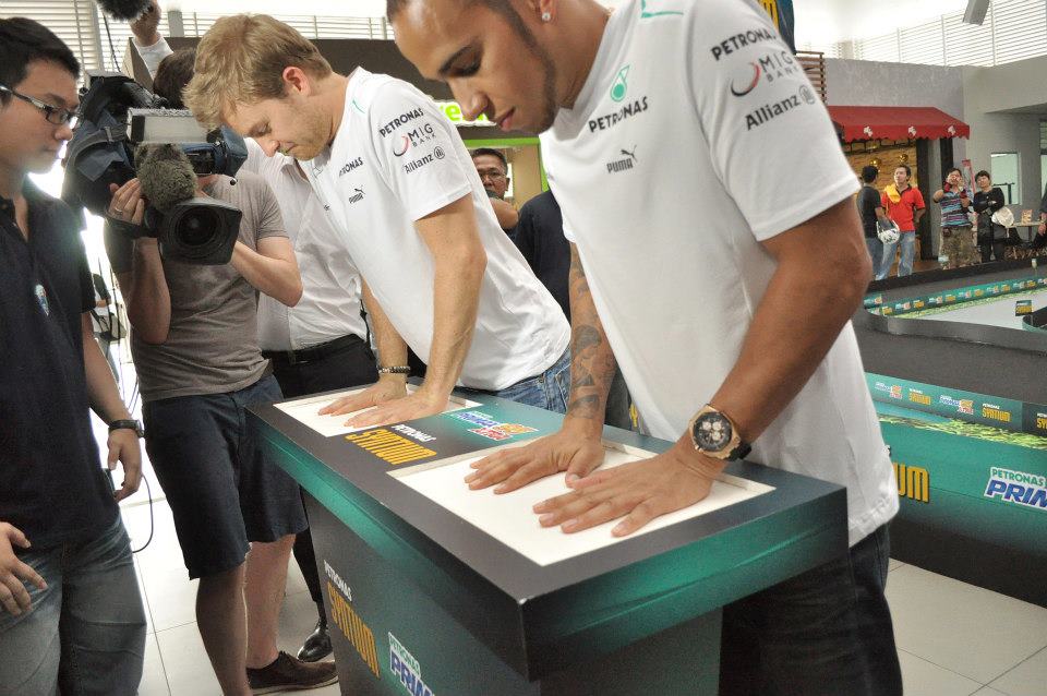 Nico Rosberg and Lewis Hamilton 