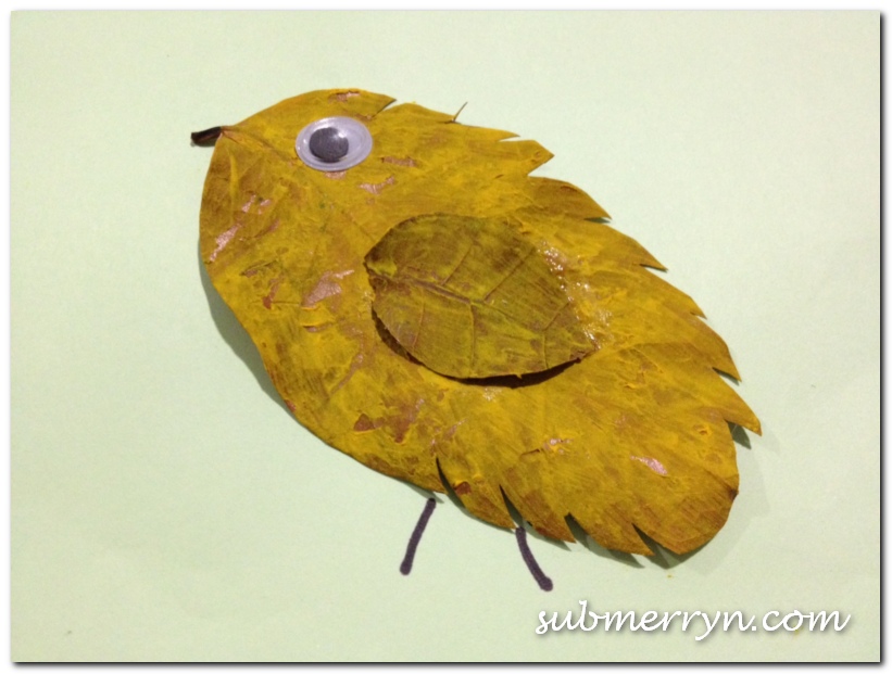 Dried leaf chicken craft