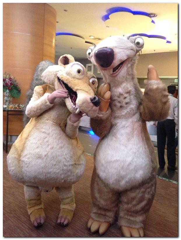 Ice Age characters in Genting Fox Theme Park