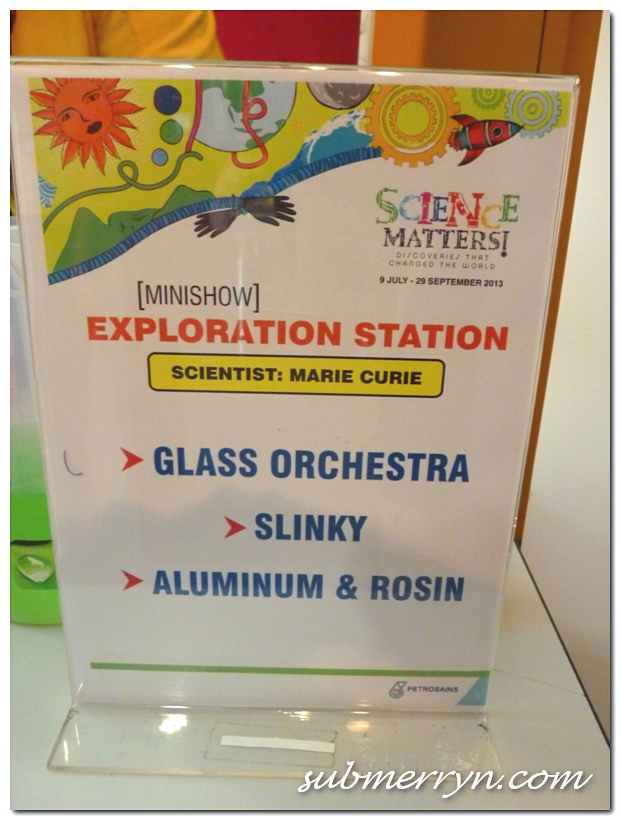 Marie Curie and Wave Petrosains