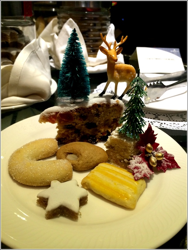Dorsett Grand Christmas Cookies