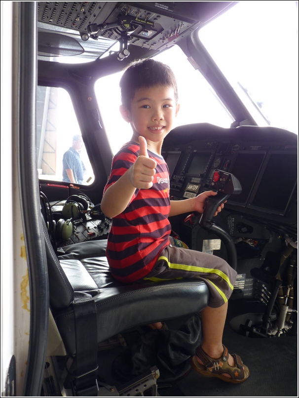 Subang International Air Carnival 2014_inside helicopter cockpit