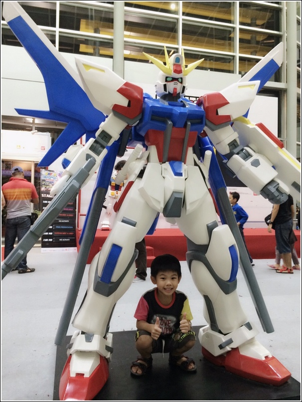 Gundam expo at Ikano1