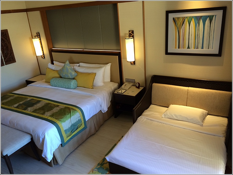 Rasa Sayang Shangri La Penang deluxe seaview room with extra bed 1