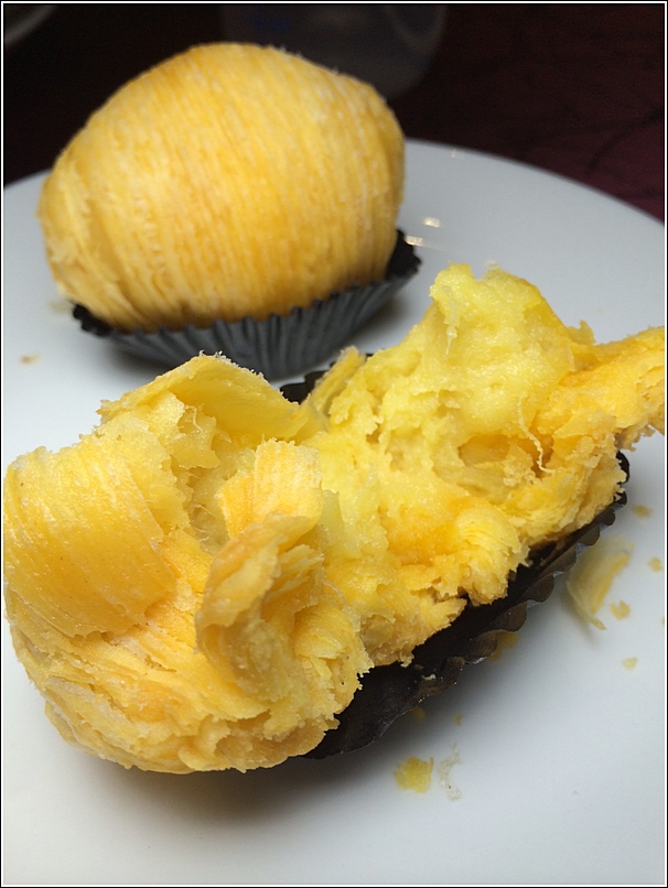 EE Chinese Cuisine CNY menu dessert durian puff