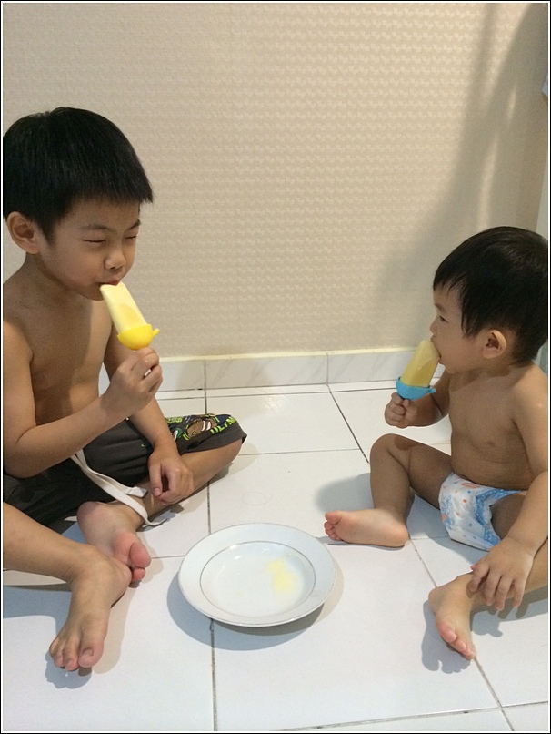 kids enjoying sweet corn popsicle