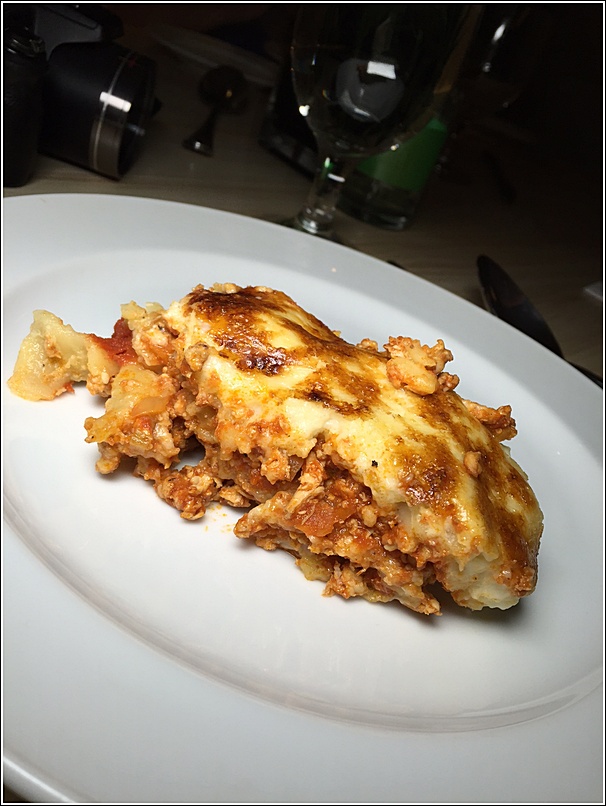 Eastin buffet lasagna