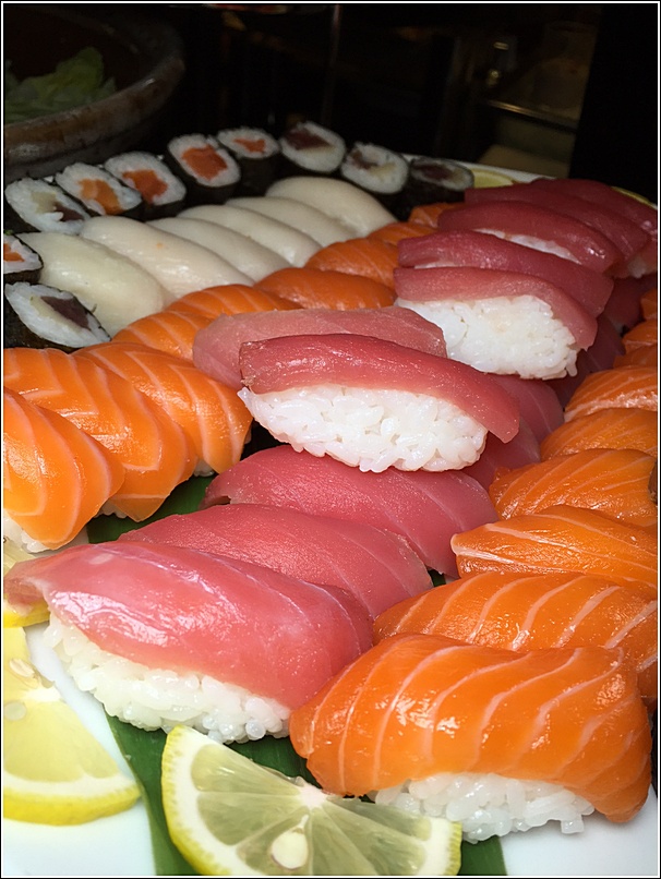 Eastin buffet sushi