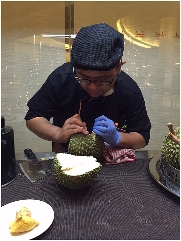 Pullman durian buffet musang king