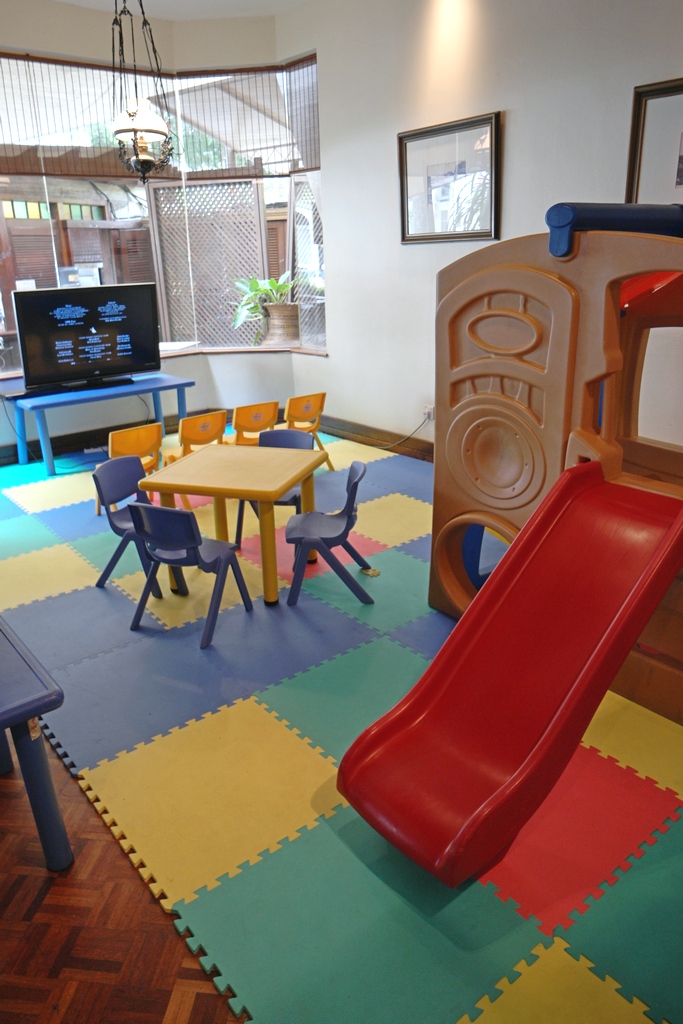 Kids play area