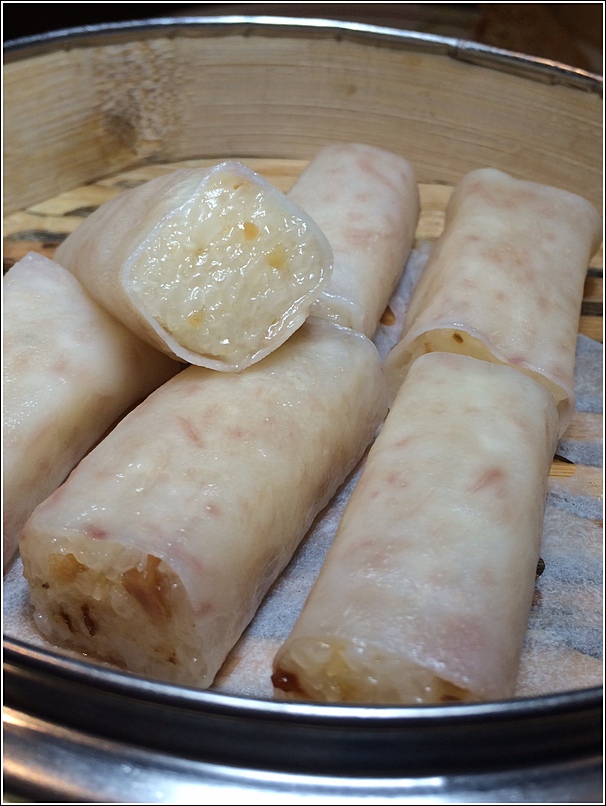 Steamed Glutinous rice with Dried shrimp wrapped with yam