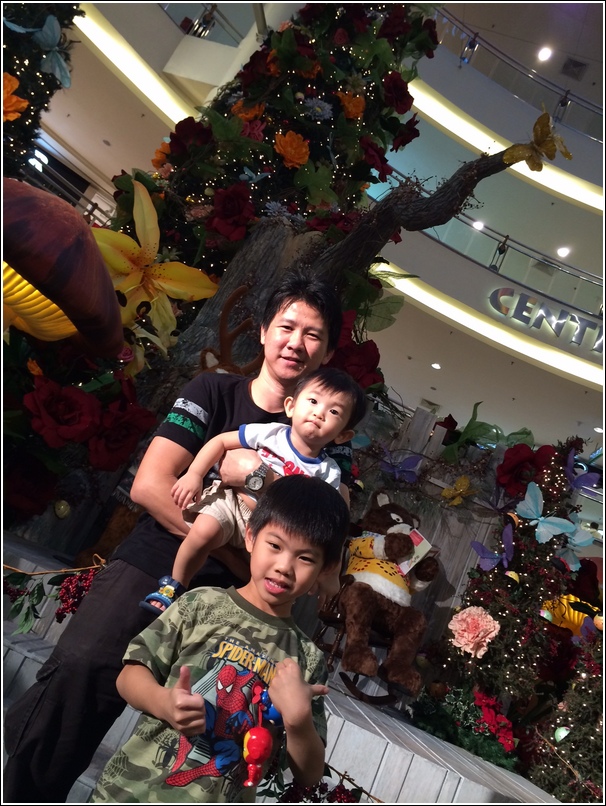 Christmas decoration in mid valley 2