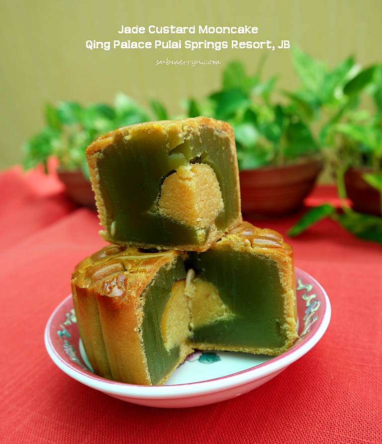 Jade Custard mooncake